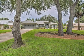 Crystal River Gem Near Three Sisters Springs!