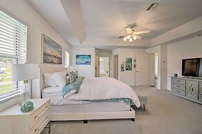 Crystal River Gem Near Three Sisters Springs!