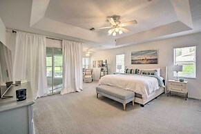 Crystal River Gem Near Three Sisters Springs!