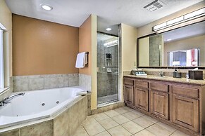 Floridays Resort Condo < 4 Mi to Disney World!