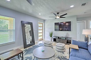 Beach House w/ Outdoor Kitchen, Walk to Coast