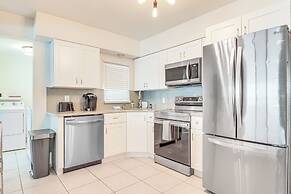 Walkable Florida Duplex: 2 Blocks to Cocoa Beach!