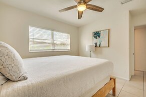 Walkable Florida Duplex: 2 Blocks to Cocoa Beach!