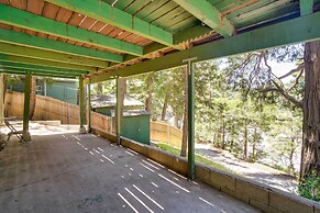 Cozy Crestline Getaway ~ 2 Mi to Lake Gregory