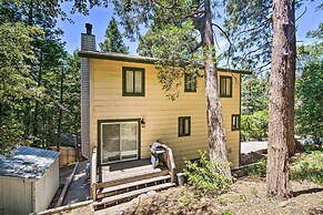 Cozy Crestline Getaway ~ 2 Mi to Lake Gregory
