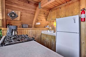 Cozy A-frame w/ Hot Tub Near Arrowbear Lake!