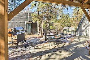 Cozy A-frame w/ Hot Tub Near Arrowbear Lake!