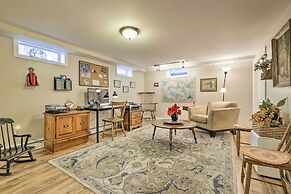 Hadley Vacation Rental 24 Mi to Springfield!