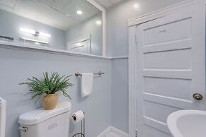 Updated Apt w/ Shared Yard: Near Events & Boston