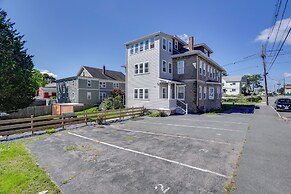 Updated Apt w/ Shared Yard: Near Events & Boston