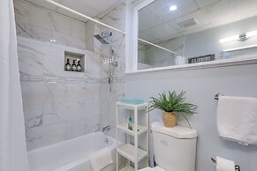 Updated Apt w/ Shared Yard: Near Events & Boston