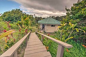 Hilo Couples Retreat ~ 6 Miles to Honoli'i Beach!