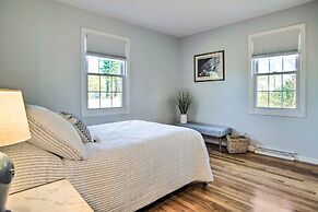 Hen Cove Home w/ Wood Deck - Walk to Beaches!