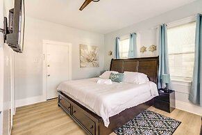 Charming Stoughton Apartment: 20 Mi to Boston