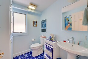 Wellfleet Home w/ Deck, Bay Views & Kayaks