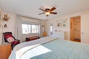 Wellfleet Home w/ Deck, Bay Views & Kayaks