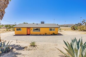 Yucca Valley Oasis w/ Hot Tub, Near Joshua Tree!