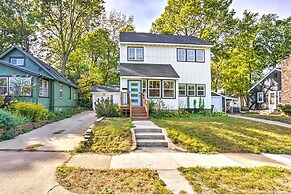 Pet-friendly Minneapolis Home ~ 6 Mi to Dtwn!