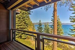 Lakefront Home w/ View: 11 Mi to Palisades Tahoe!