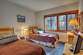 11 Mi to Palisades Tahoe: Lakefront Home w/ View!