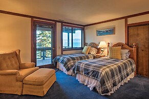 11 Mi to Palisades Tahoe: Lakefront Home w/ View!