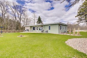 Waterfront Algoma Vacation Rental on Lake Michigan