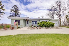 Waterfront Algoma Vacation Rental on Lake Michigan