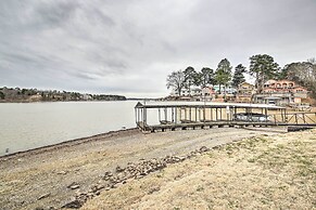 Boat Slip: Lake Hamilton Condo in Hot Springs!