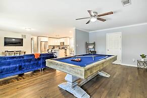 Fire Pit & Deck: Atlanta Home ~ 8 Mi to Dwtn!