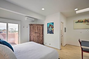 Historic Railyard Bungalow - Walkable Location!