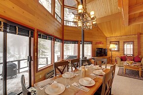 2 Mi to Northstar Resort: Idyllic Cabin w/ Shuttle