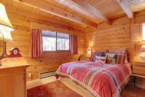 2 Mi to Northstar Resort: Idyllic Cabin w/ Shuttle