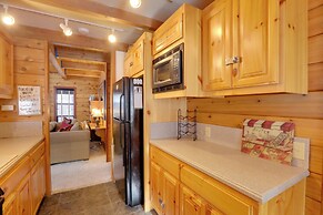2 Mi to Northstar Resort: Idyllic Cabin w/ Shuttle