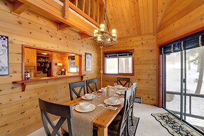 2 Mi to Northstar Resort: Idyllic Cabin w/ Shuttle
