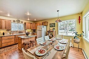 Charming Buena Vista Creekside Home: Walk to Main!