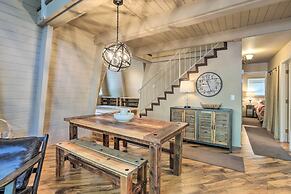 Near Skiing & Hiking: Carnelian Bay Cabin