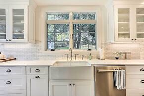 Historic 1800s Cornwall-on-hudson Cottage!