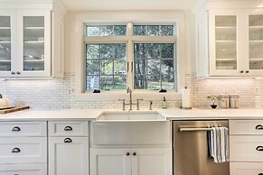 Historic 1800s Cornwall-on-hudson Cottage!