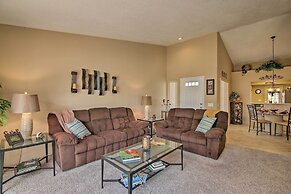 Palm Desert Resort Villa w/ Deck & Pool View!