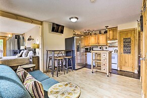 Keystone Condo w/ River Views: Walk to Ski Lifts