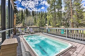 Keystone Condo w/ River Views: Walk to Ski Lifts