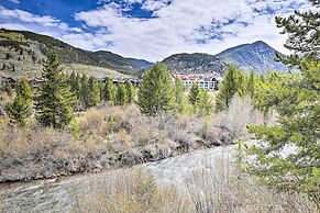 Keystone Condo w/ River Views: Walk to Ski Lifts