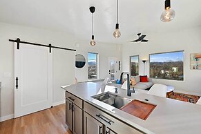 Grand Junction Home ~ 1 Mi to Downtown