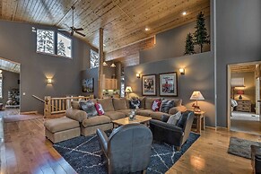 Tahoe Donner Mountain Cabin: Surrounded by Forest!