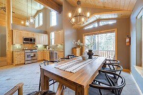 Tahoe Donner Mountain Cabin: Surrounded by Forest!