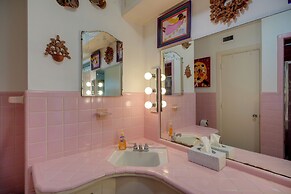 Spacious San Antonio Home ~ 5 Mi to Downtown!