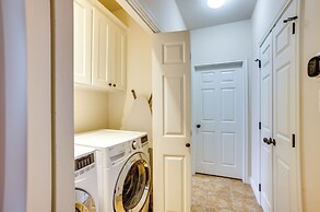 College Station Family Home: 3 Mi to Texas A & M!