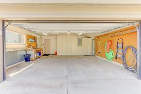 Mountain Views + Hot Tub: Airy Forest Escape!