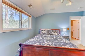 Mountain Views + Hot Tub: Airy Forest Escape!