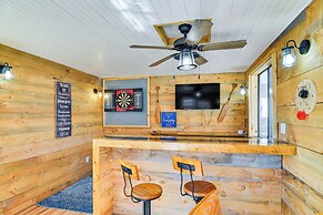 Pet-friendly Buena Vista Home w/ Yard & Hot Tub!